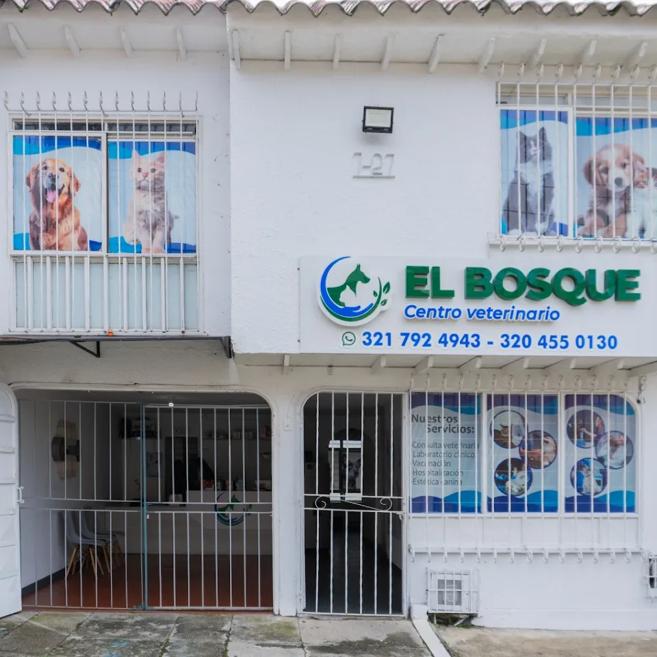 Equipo de El Bosque Centro Veterinario en Armenia